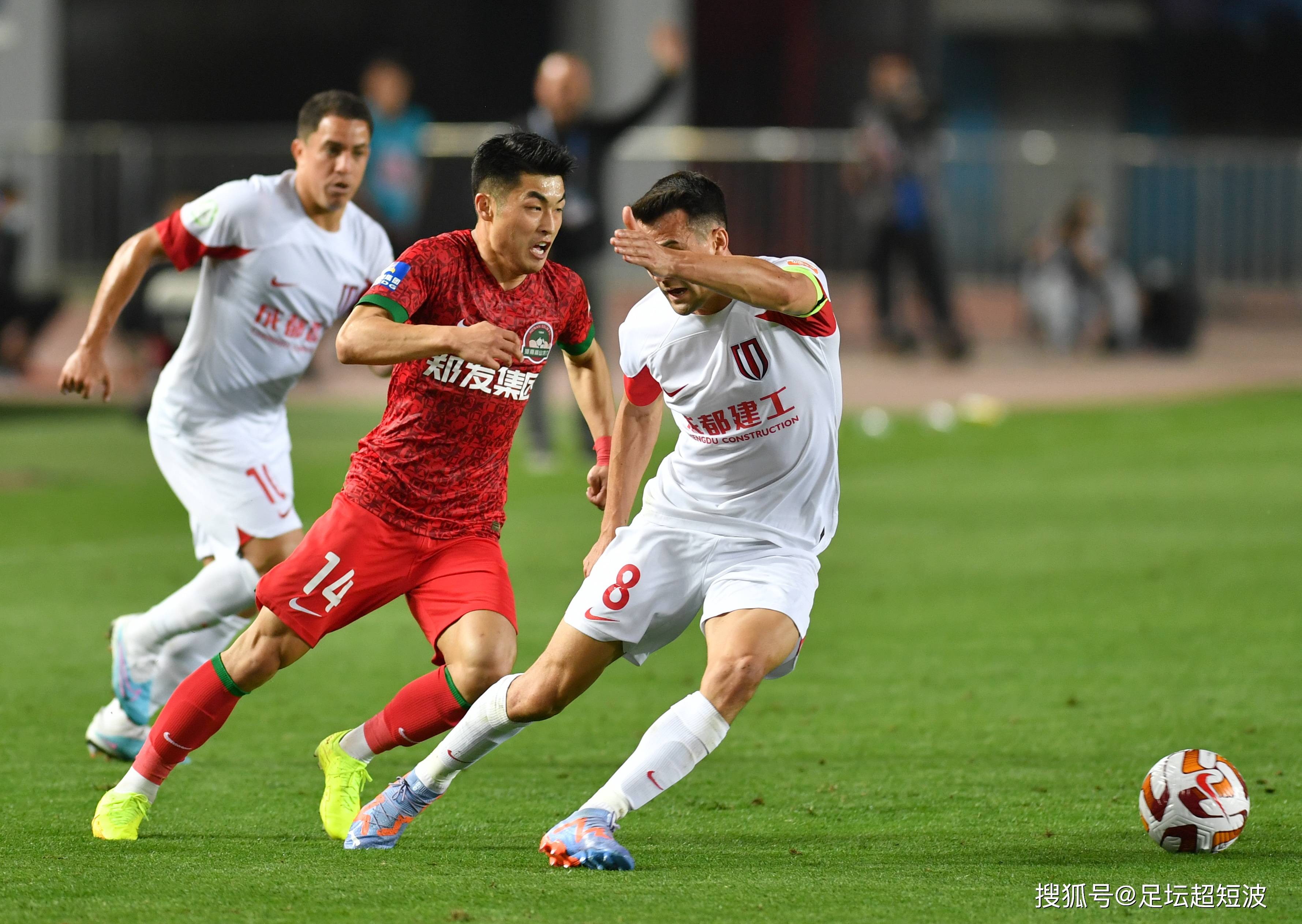 中连续遭到 中连续遭到