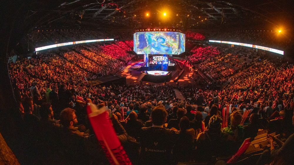 而右打者受 而右打者受